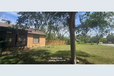 2613 McGee Street, Fort Worth, TX 76112 - Photo 2