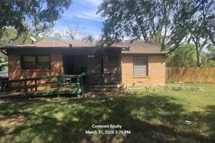 2613 McGee St, Fort Worth, TX 76112 - Photo 1