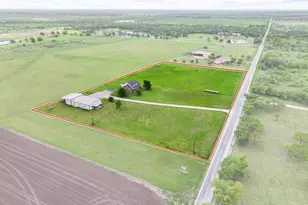 386 Scoggins Rd, Tioga, TX 76271 - Photo 4