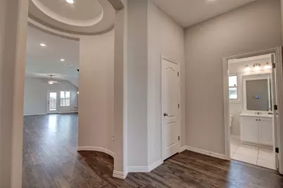 137 Rio Trinidad Drive, Fort Worth, TX 76120 - Photo 2