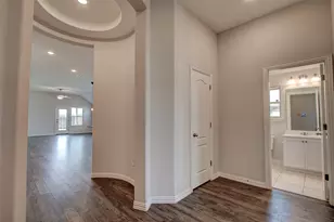 137 Rio Trinidad Dr, Fort Worth, TX 76120 - Photo 2