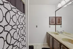 2101 Oak Manor Dr, Bedford, TX 76021 - Photo 18
