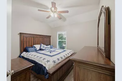 2101 Oak Manor Drive, Bedford, TX 76021 - Photo 20