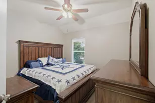 2101 Oak Manor Dr, Bedford, TX 76021 - Photo 20