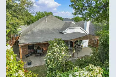 2101 Oak Manor Drive, Bedford, TX 76021 - Photo 6