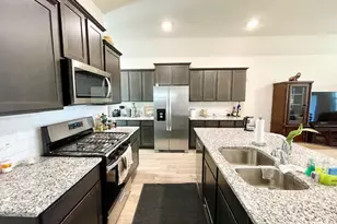 532 Winthrop Rd, Fate, TX 75189 - Photo 2