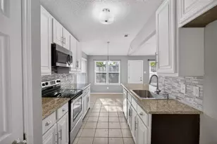 1204 Saratoga Dr, Euless, TX 76040 - Photo 14