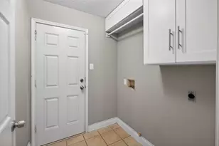 1204 Saratoga Dr, Euless, TX 76040 - Photo 26