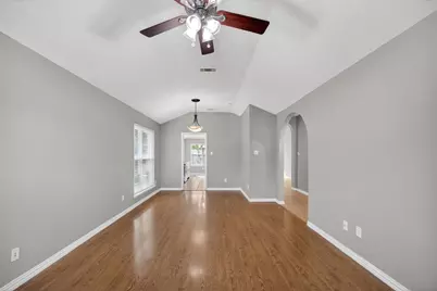 1204 Saratoga Drive, Euless, TX 76040 - Photo 4