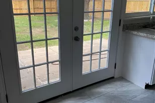 854 Timberdale St, Grand Prairie, TX 75052 - Photo 14