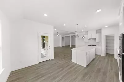 801 Trinity Street, Van Alstyne, TX 75495 - Photo 10