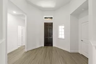 801 Trinity St, Van Alstyne, TX 75495 - Photo 2
