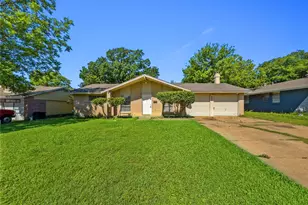 3205 Harvard St N, Irving, TX 75062 - Photo 1