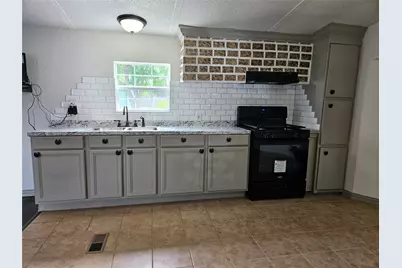 130 Trails End Circle, Millsap, TX 76066 - Photo 14