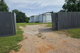 130 Trails End Cir, Millsap, TX 76066 - Photo 38