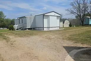 130 Trails End Cir, Millsap, TX 76066 - Photo 4