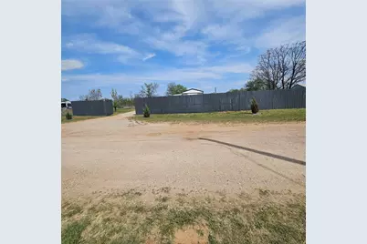 130 Trails End Circle, Millsap, TX 76066 - Photo 1