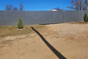 130 Trails End Cir, Millsap, TX 76066 - Photo 32