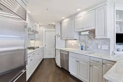 411 W 7th Street #1005, Fort Worth, TX 76102 - Photo 2