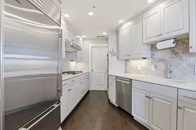 411 W 7th Street #1005, Fort Worth, TX 76102 - Photo 6