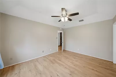 1129 W Hills Terrace, Saginaw, TX 76179 - Photo 14