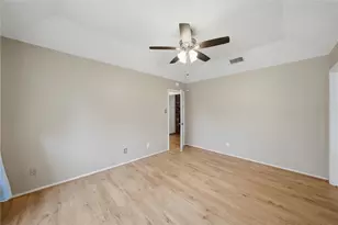 1129 W Hills Terrace, Saginaw, TX 76179 - Photo 14