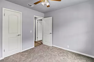 203 S Lancaster St, Granbury, TX 76048 - Photo 26