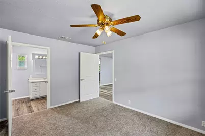 203 S Lancaster Street, Granbury, TX 76048 - Photo 20