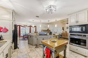 7835 Portwood Rd, Azle, TX 76020 - Photo 10