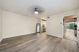 2703 Meadowstone Ct, Carrollton, TX 75006 - Photo 10