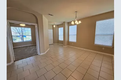 687 Morgan Drive, Grand Prairie, TX 75052 - Photo 4