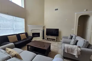 687 Morgan Dr, Grand Prairie, TX 75052 - Photo 8