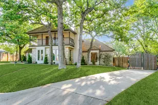 4 Shields Ct, Trophy Club, TX 76262 - Photo 2