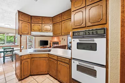 505 Curtis Road, Burleson, TX 76028 - Photo 18