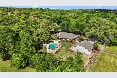 505 Curtis Road, Burleson, TX 76028 - Photo 10