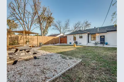 3739 Almazan Drive, Dallas, TX 75220 - Photo 16