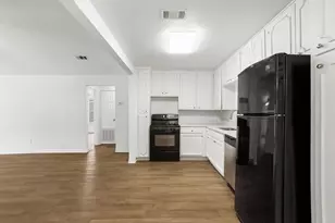 406 N Burdette Ave, Sherman, TX 75090 - Photo 10