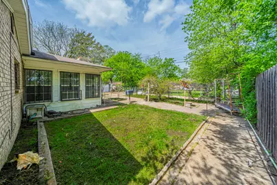 3903 Lovingood Drive, Dallas, TX 75241 - Photo 22