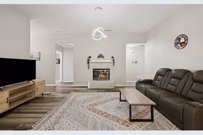 8183 Spruce Valley Drive, Fort Worth, TX 76137 - Photo 6