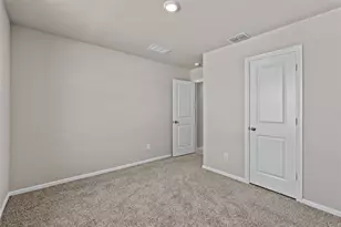 529 Marsh St, Cleburne, TX 76033 - Photo 24