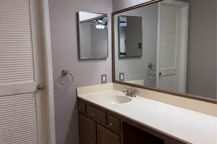 2714 Creekwood Ct, Carrollton, TX 75006 - Photo 4