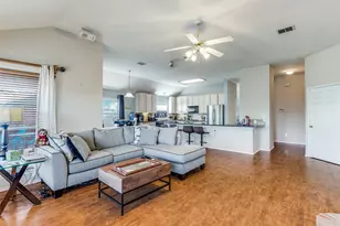 10403 Stone Falls Ln, Frisco, TX 75035 - Photo 2