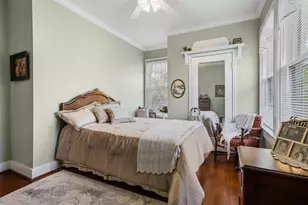 304 E 9th St, Bonham, TX 75418 - Photo 22