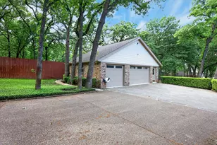 1607 N Main St, Euless, TX 76039 - Photo 22