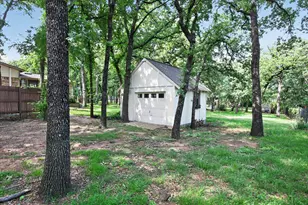1607 N Main St, Euless, TX 76039 - Photo 20