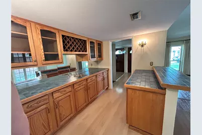 1806 Clear Creek Lane, Carrollton, TX 75007 - Photo 6