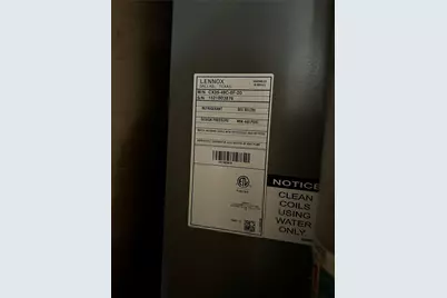 1806 Clear Creek Lane, Carrollton, TX 75007 - Photo 30