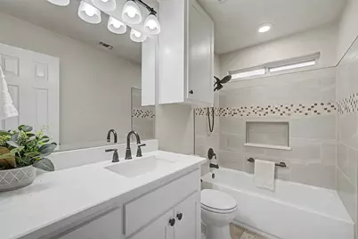 1004 Cedar Ridge Lane, Burleson, TX 76028 - Photo 28