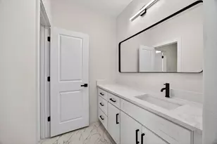 2701 S Jones St, Fort Worth, TX 76104 - Photo 28