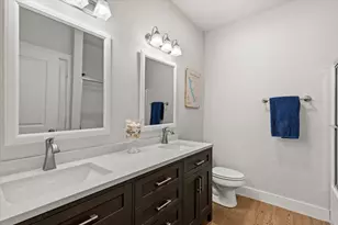 313 Lake Front Dr, Mabank, TX 75156 - Photo 24